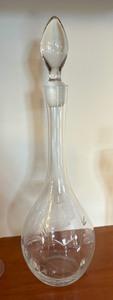 lot 193 image: Classy Coordinating Decanter and Stemware