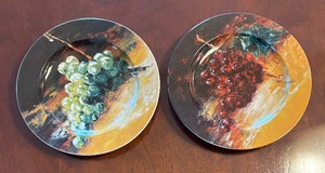 lot 197 image: Grape Motif Plates and Napkins by Cypress
