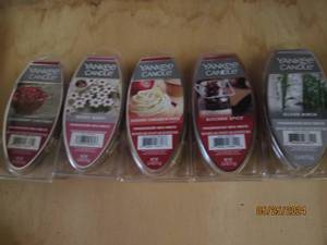 5 yankee candle melts...