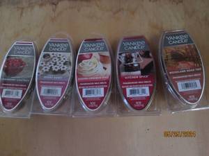 5 yankee candle melts...