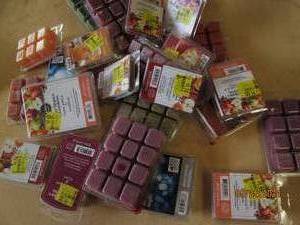 25 wax melts...