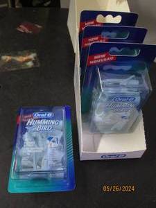 box of 4 oral B humming bird 15 flosser refills per box 60 per lot resale value $45.00 per box of 15