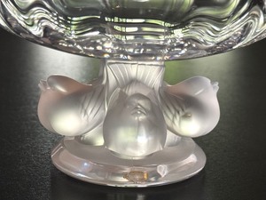 lot 13 image: Vintage Lalique Crystal Nogent