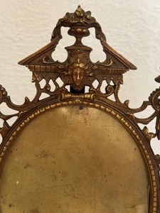 lot 61 image: Vintage Metal Ornate Picture Frame