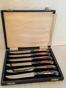 lot 51 image: Set of Six Vintage Silver Plate Marshall Field- England Dinner Knives