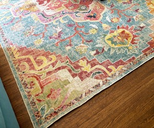 lot 74 image: Crystal Rug by Safavieh Rugs