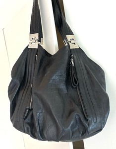 lot 96 image: B. Makowsky Handbag