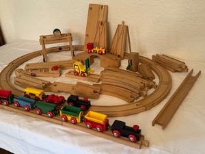 lot 156 image: Vintage Wooden Brio Toy Train Set