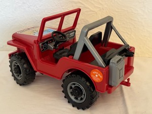 lot 154 image: Bruder Toy Jeep