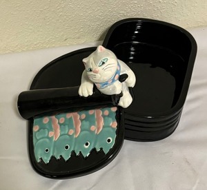 lot 218 image: Cat in a Sardine Can Trinket Dish by Fitz & Floyd