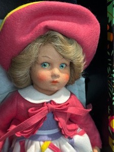 lot 231 image: Vintage Limited Edition Lenci Princess Diana Doll M.I.B.
