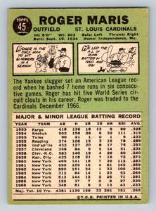 lot 17B image: Roger Maris 1967 Topps #45 Vintage Baseball Card