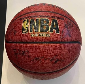 lot 16H image: Spalding NBA Basketball with 13 Signatures