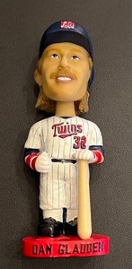 lot 20H image: Dan Gladden Minnesota Twins Baseball Bobblehead