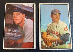 lot 50A image: 1953 Bowman Color 2 Card Lot #90 Joe Nuxhall and #43 Mike Garcia Vintage Baseball Cards