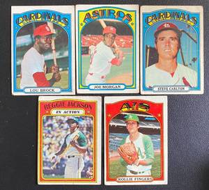 lot 45C image: 1972 Topps 5 Card Superstar HOF Lot - Reggie Jackson #436, Lou Brock #200, Steve Carlton #420, Rollie Fingers #241, Joe Morgan #132 Vintage Baseball Cards
