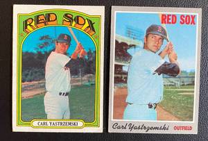 lot 5D image: Carl Yastrzenski 2 Card Lot 1970 Topps #10 and 1972 #37 Vintage Baseball Cards