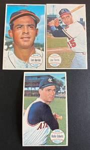 lot 22E image: 1964 Topps Giant 3 Card Star Lot - Joe Torre #26, Rocky Colavito #9, Luis Aparicia #39 Vintage Baseball Cards