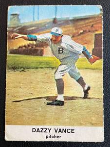 lot 17A image: 1961 Golden Press Dazzy Vance #26 Vintage Baseball Card