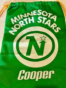 lot 66B image: Minnesota North Stars Vintage Drawstring Bag Hockey