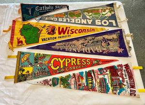 lot 74B image: Lot of 6 Vintage Pennants - Washington DC, Badlands South Dakota, Los Angeles, Catholic Shrine, Wisconsin, and Cypress Gardens