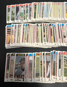 lot 21F image: 1974 Topps Baseball 300 Card Vintage Lot