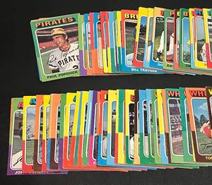 lot 22F image: 1975 Topps Baseball 150 Vintage Card Lot