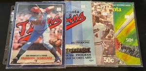 lot 34 image: 4 Magazine Lot of Minnesota Twins Yearbooks, Programs, Scorecards - 1976, 1977, 1982, 1985