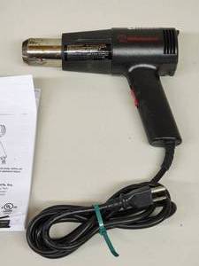lot 29 image: Milwaukee Heat Gun