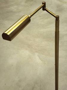 lot 65 image: Brass Floor Reading Light
