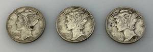 lot 13 image: 1943, 2 1945 Mercury Silver Dimes