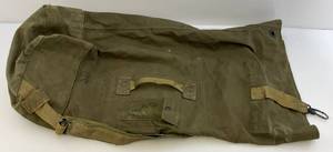 lot 87 image: WWII Military US Army Issued Olive Green Duffle Bag