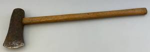 lot 116 image: Vintage Woolings Brad Long Axe