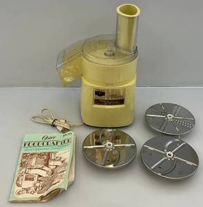 lot 183 image: 1976 Oyster Brand Food Crafter Slicer, Shredder, Salad Maker With Accessories (Works)