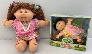 lot 188 image: Vintage Cabbage Patch Kids Items (1 NIB)
