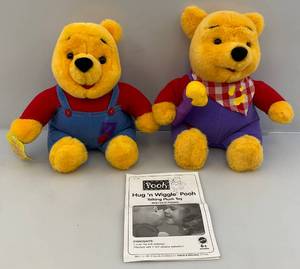 lot 200 image: Vintage Hug N Wiggle Talking Plush Toy & More