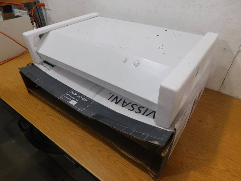 Vissani Arno 30 in. 240 CFM Convertible Under Cabinet Range Hood in White with Lighting and Charcoal Filter