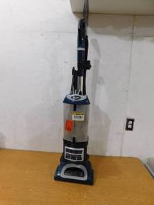 Shark Navigator Lift-Away DLX Bagless Corded HEPA filter Upright Vacuum for Multi-Surface and Pet Hair