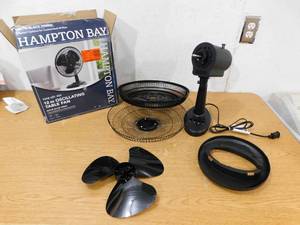 Hampton Bay 12 in. 3 Speed Oscillating Personal Desk Fan