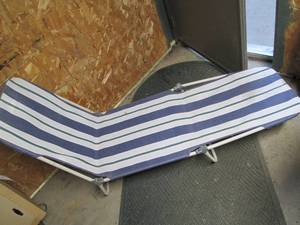 lot 44 image: Patio lounge chair