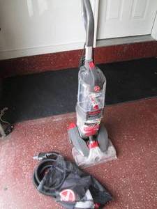 lot 6 image: Hoover pro advanced carpet washer...