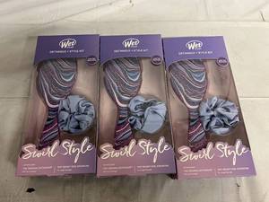 3 Swirl Style Wet Brush and Scrunchie