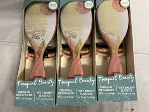 3 Tranquil Beauty Wet Brush and and Hair Elastics