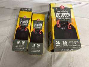 48 Big Win Outdoor Trash Bags - 30 Gallons