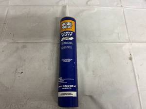 28 FL OZ Bottle of Heavy Duty Liquid Nails