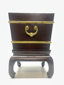 lot 79 image: Excellent Quality Vintage 1950s era Oriental Cherry Wood Footed Ice Chest