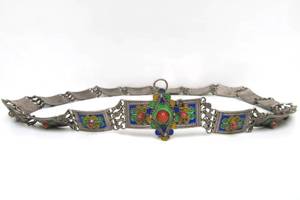lot 83 image: Wonderful Antique Algerian Enameled Silver Belt