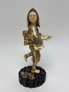 lot 32 image: Carved Vintage Faux Ivory or Bone&nbspOriental Figure #4