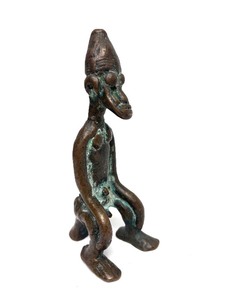 lot 42 image: Small Antique African Bronze Sculpture of a Seated Male Figure