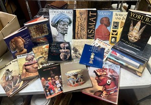lot 58 image: Collection of Quality Large African Art & Sculpture Coffee Table  Reference Books #3